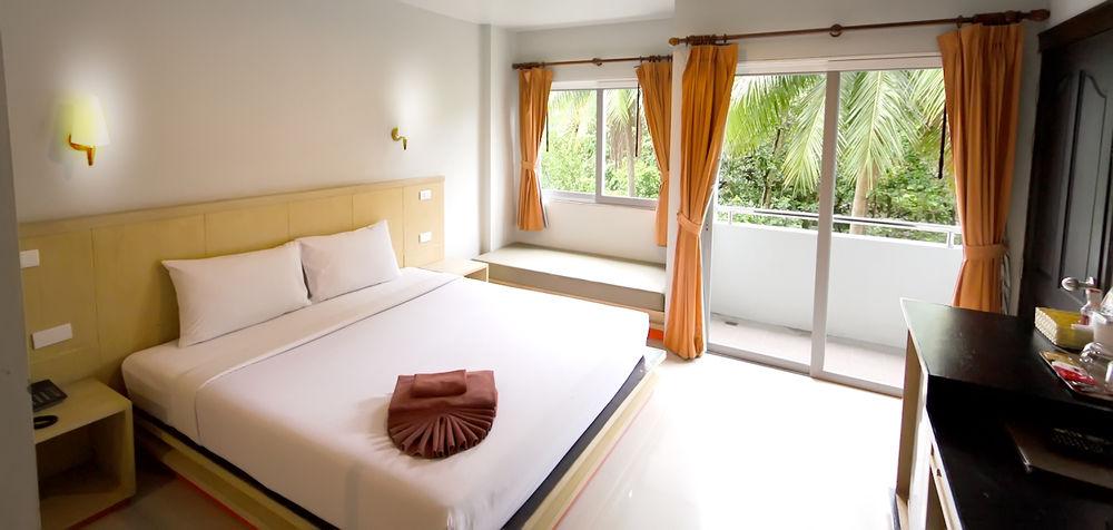 Patong Pearl 3*