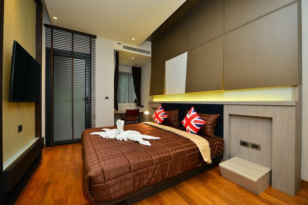 Bukit Pool Villa *