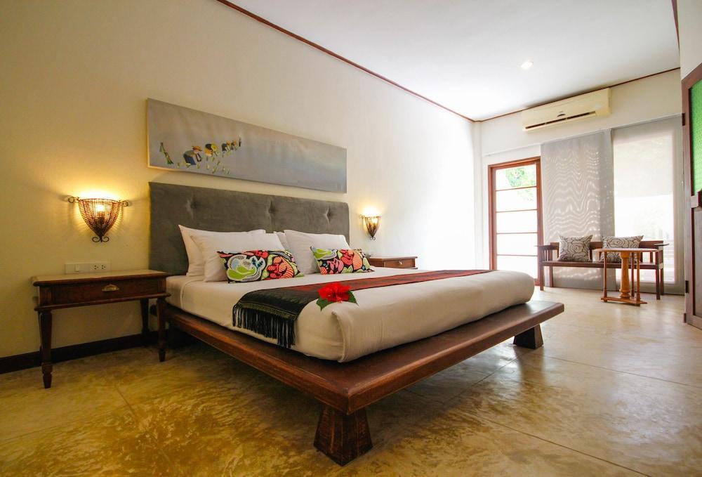 Resort Baan 4*
