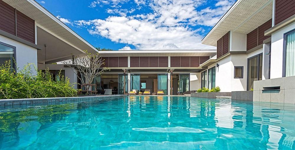 Casabay Luxury Pool Hotel Phuket