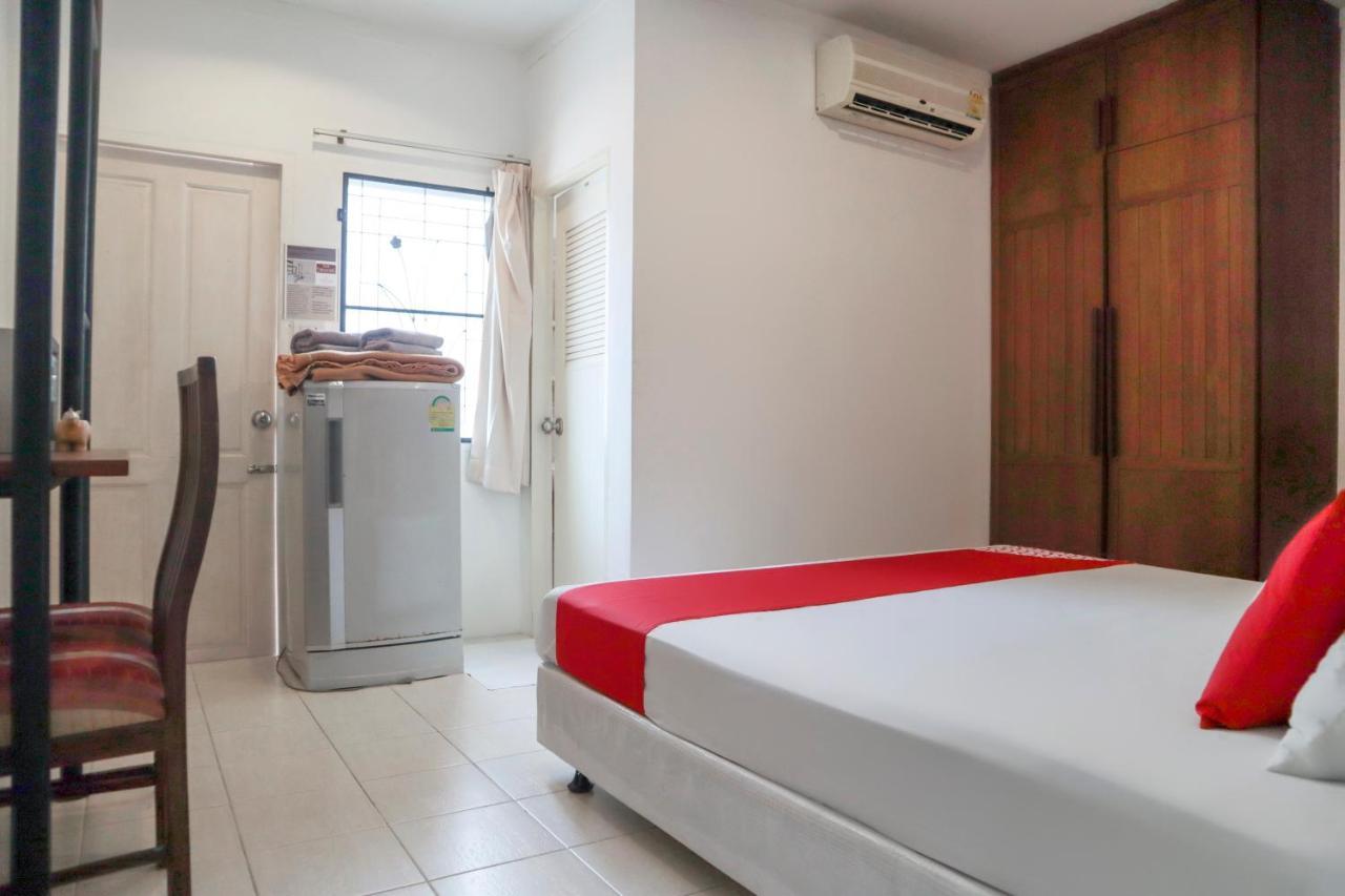 Hotel Oyo 1032 Beds Patong 2*