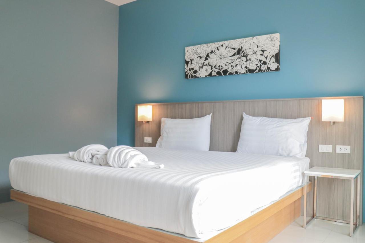 Hotel S2 Airport