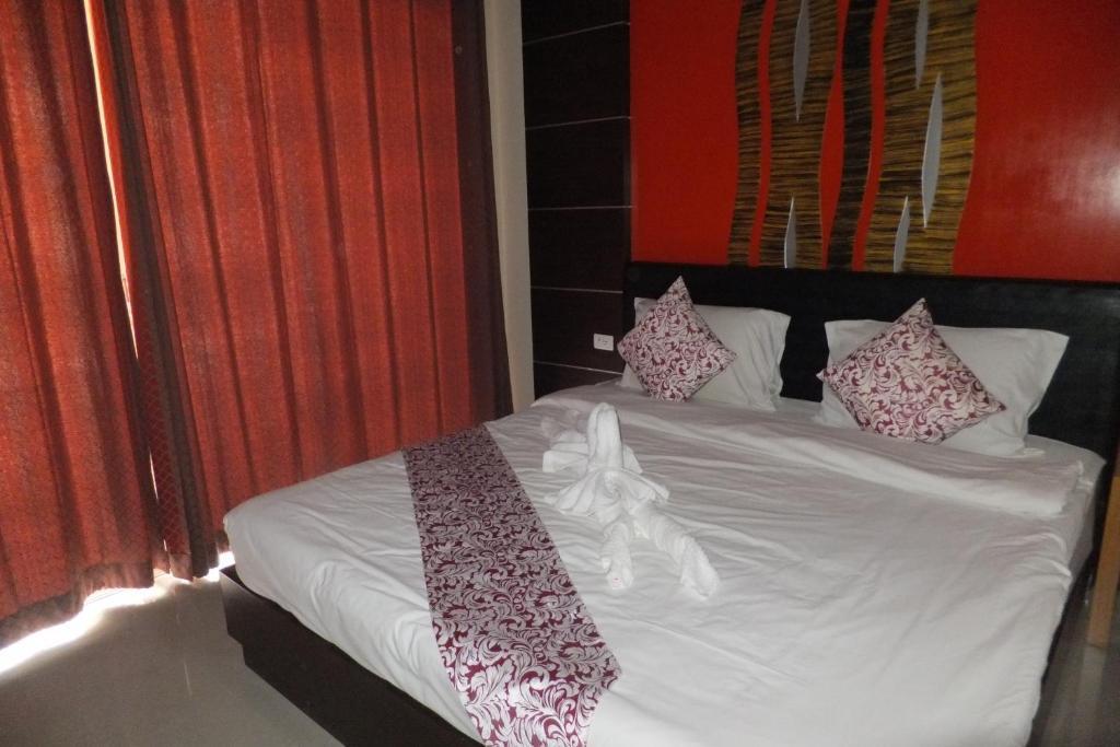 Dengba Phuket * Patong