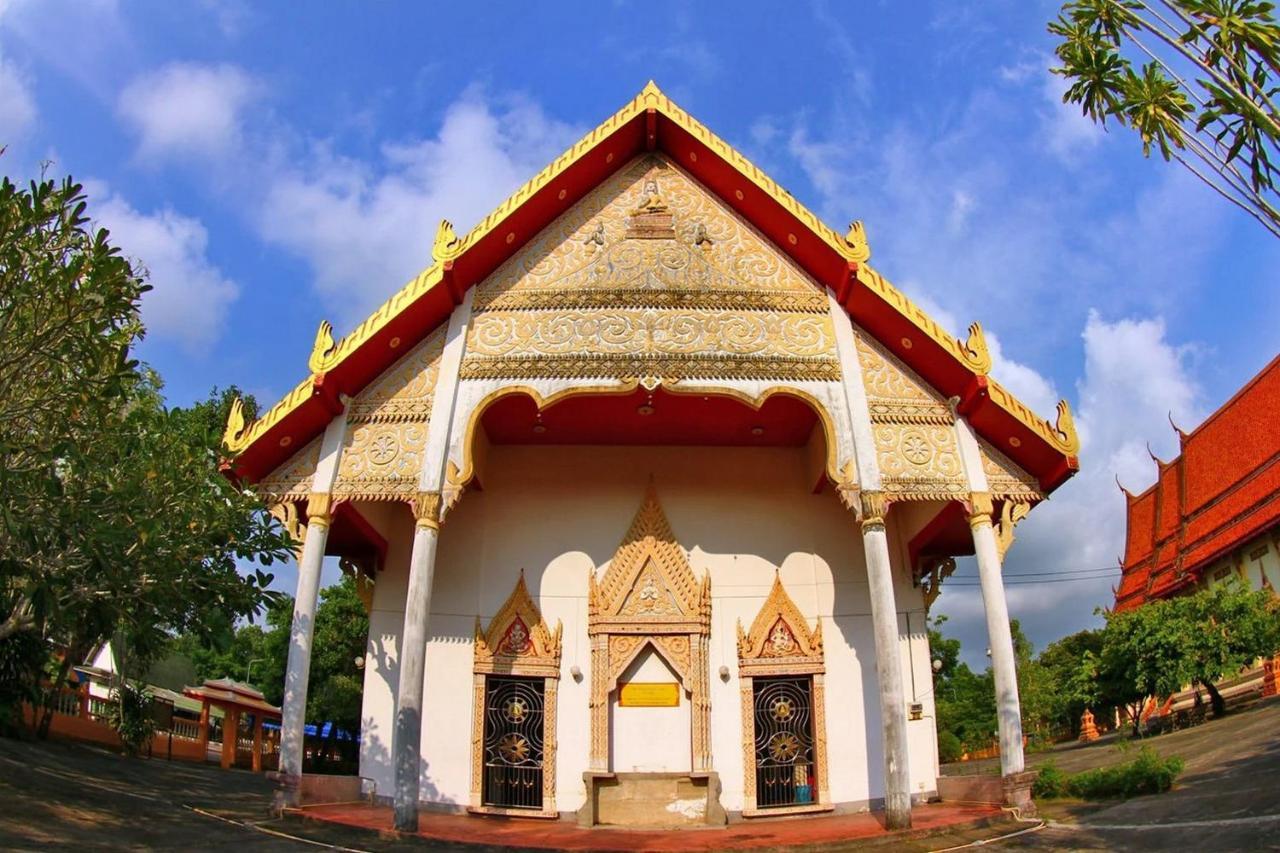 Hotel Oyo 358 Rattana Thalang