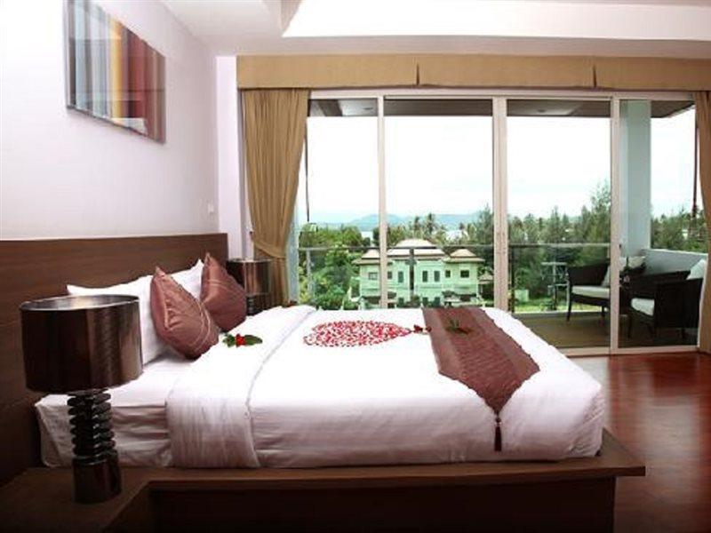 Resort Bangtao Tropical And 4*