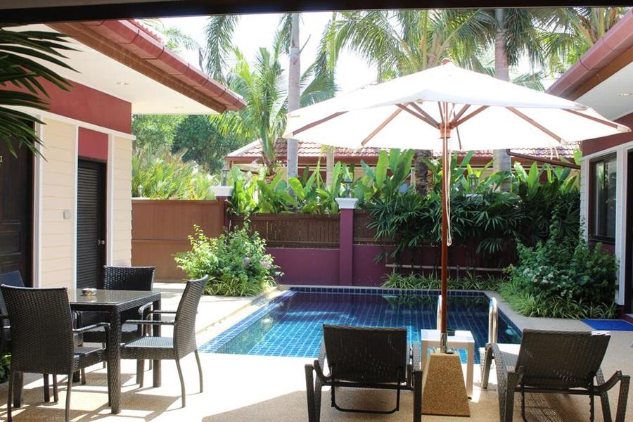 Boutique Private Pool