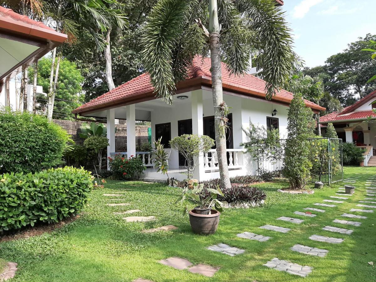 D&k Smiley Phuket Rawai