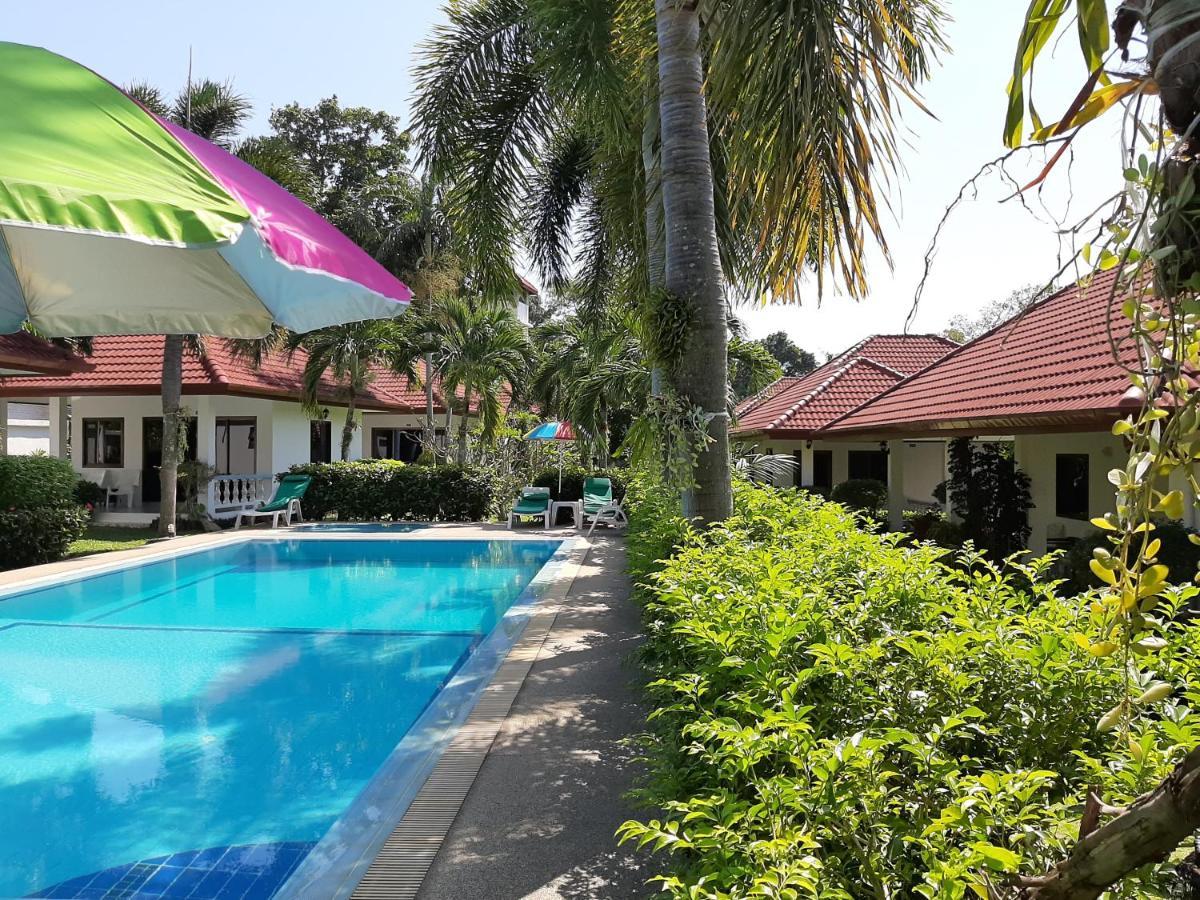 D&k Smiley Phuket Resort Rawai