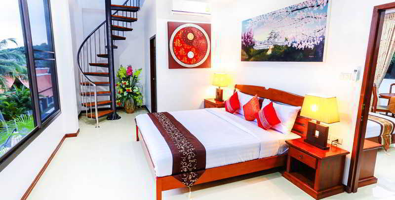 Palm Oasis * Nai Harn