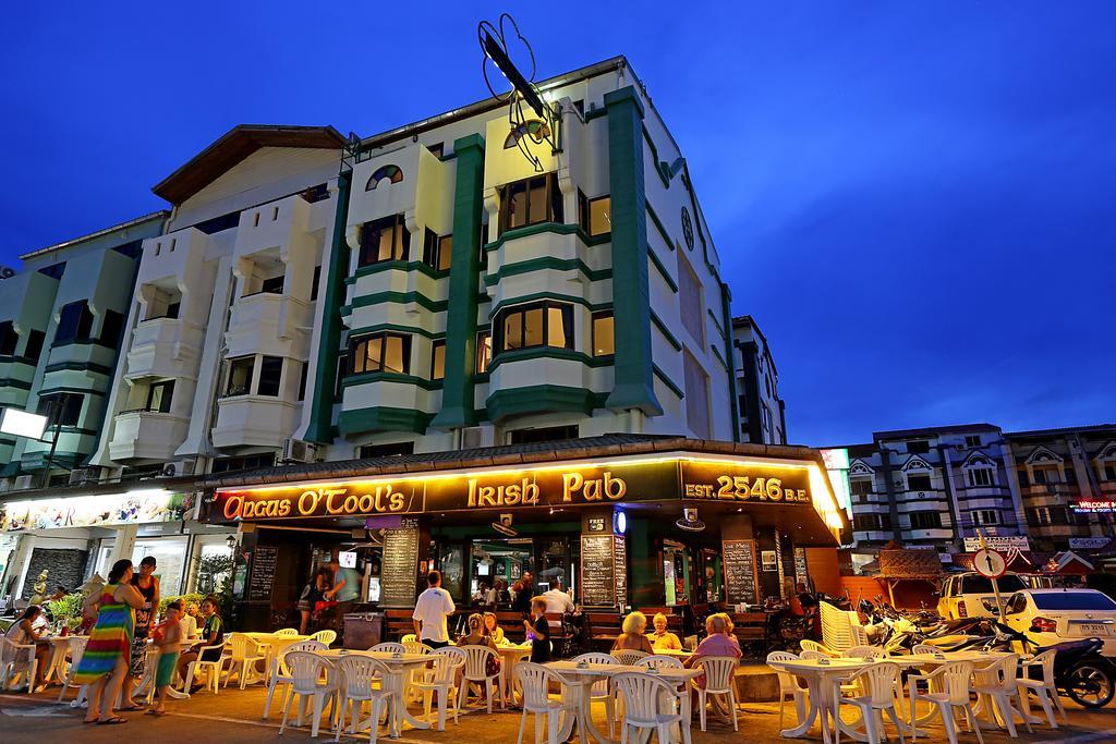 Angus O'tool's Guest house 2*