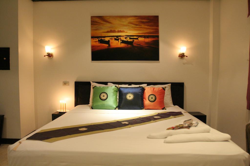 Angus O'tool's Guest house 2*