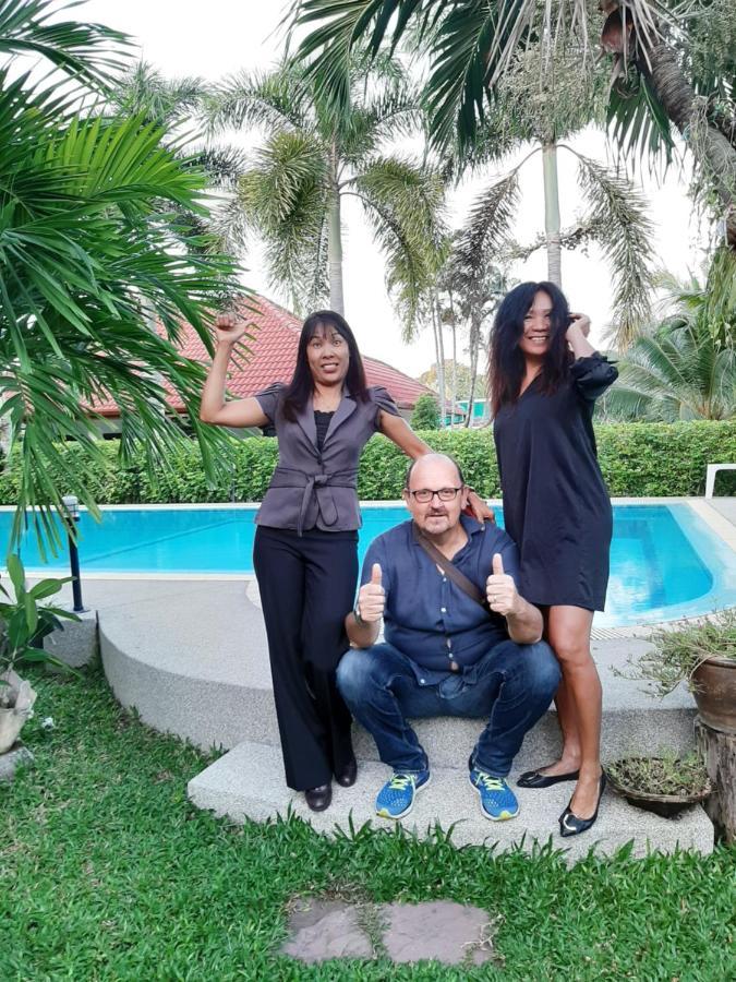 D&k Smiley Phuket Rawai