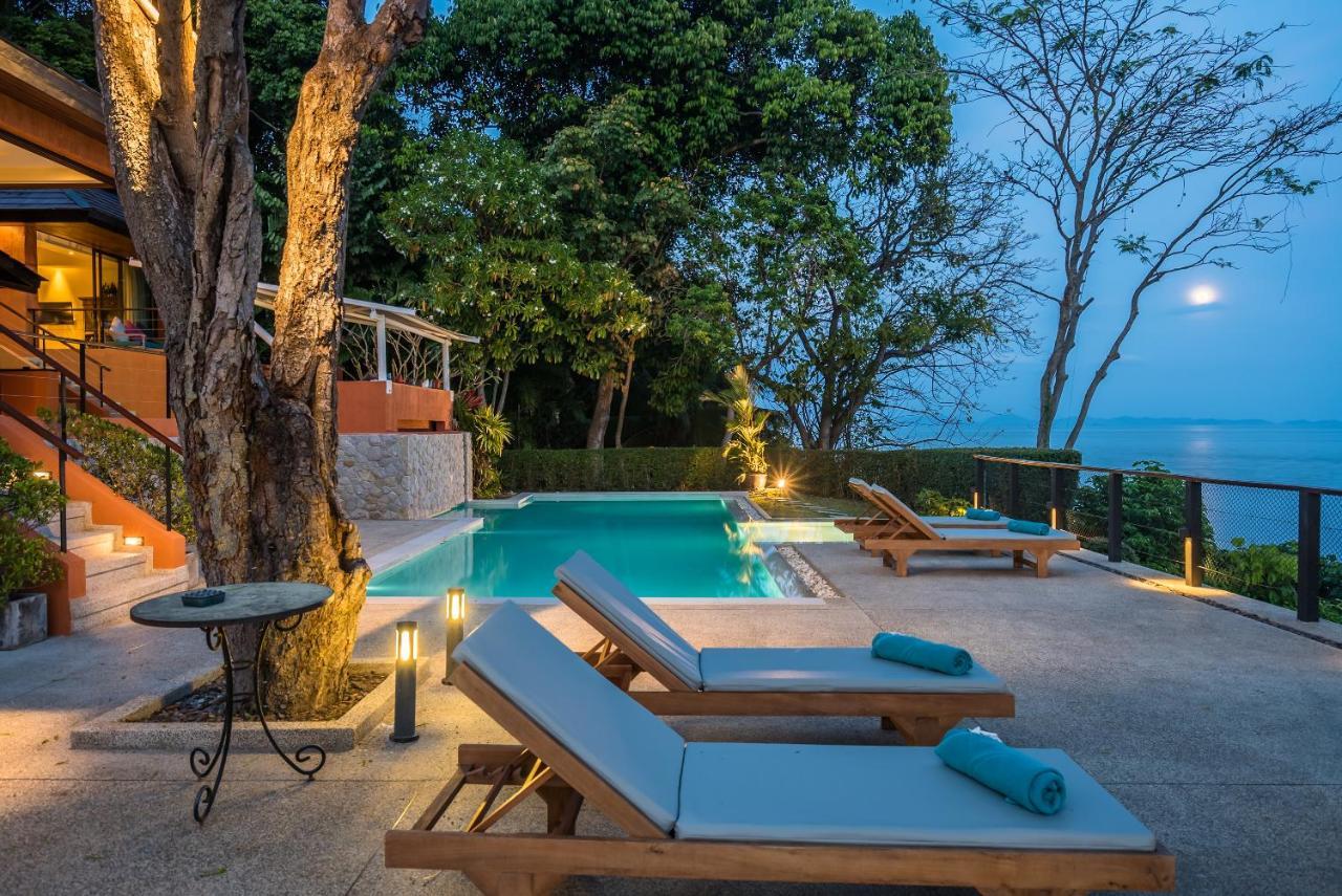 Villa Nam Bo By Lofty Wichit