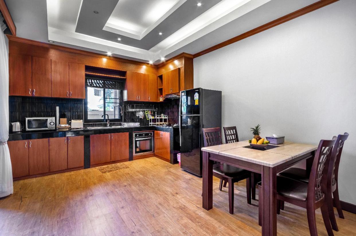 Private Bangtao Villa *