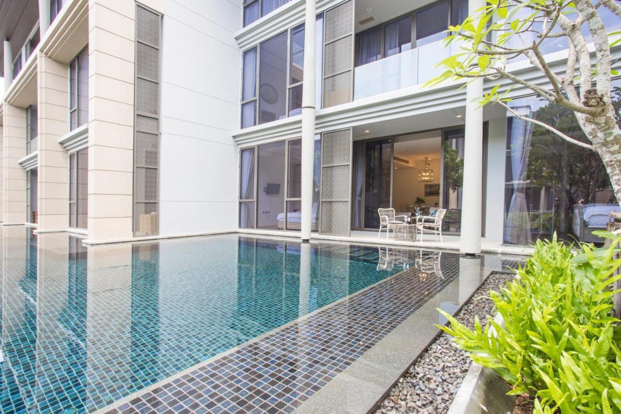 Luxury Oceanfront_pool Access Apartment