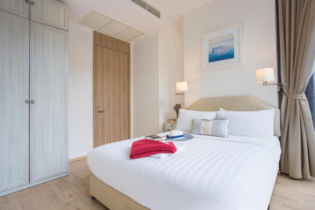 Luxury Oceanfront_pool Access Apartment