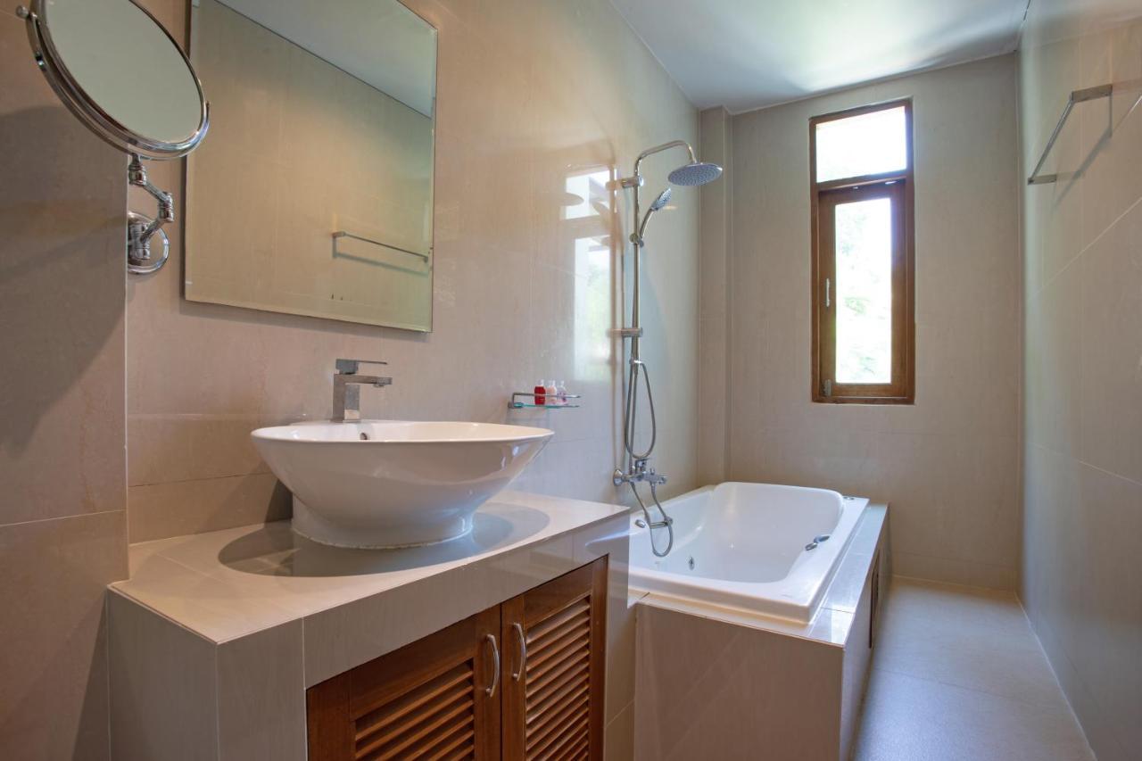 Heavenly 8 Villa Patong