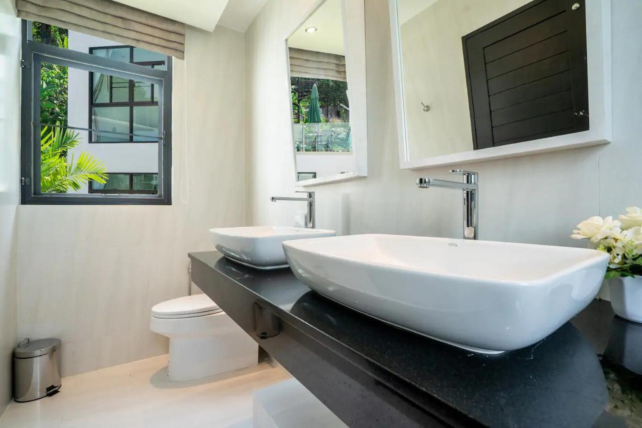360 Degree Kamala Seaview Villa *