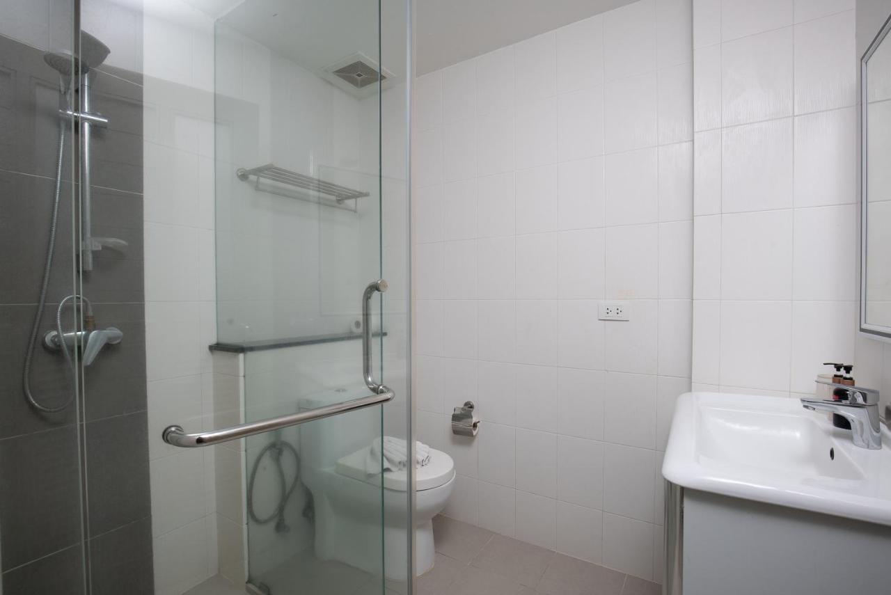 The Center Hotel 3*