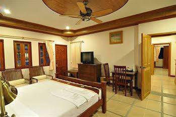 Chalong & 3* Rawai