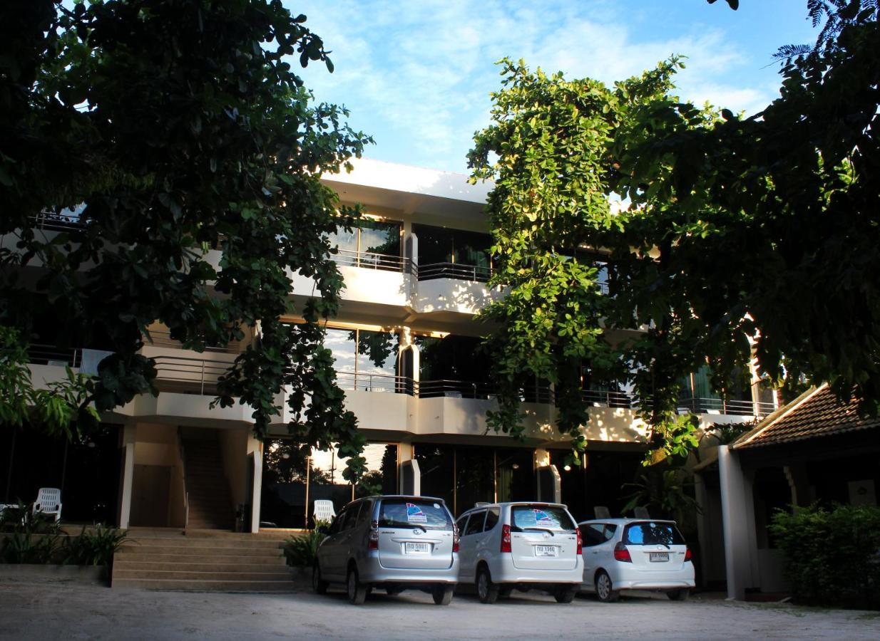 Hotel Baan Pron Phateep Patong