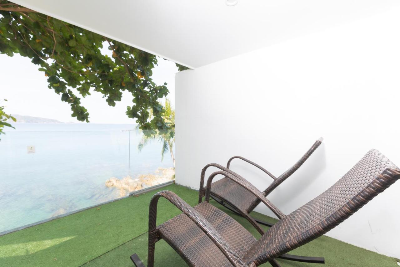 Sunset Phuket Villa *
