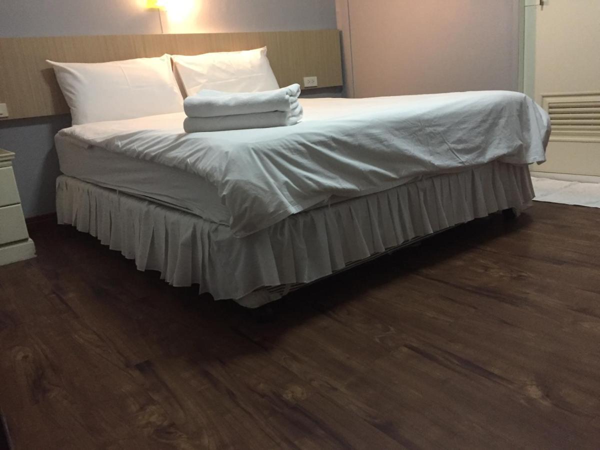 Hotel Nawaporn Place Phuket