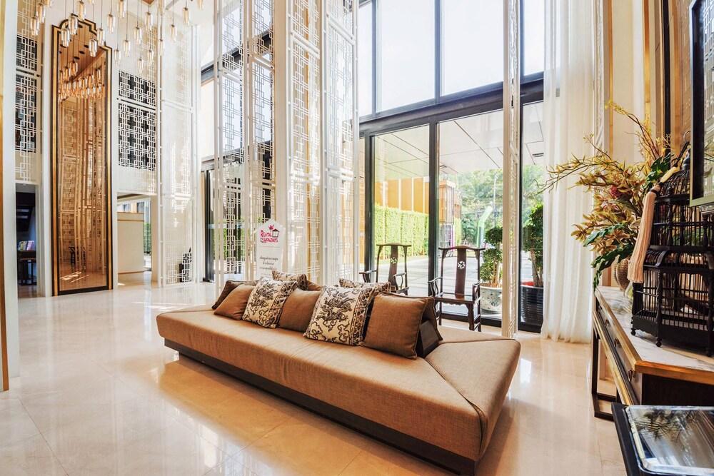 Favstay - The Base Height Phuket Apartment