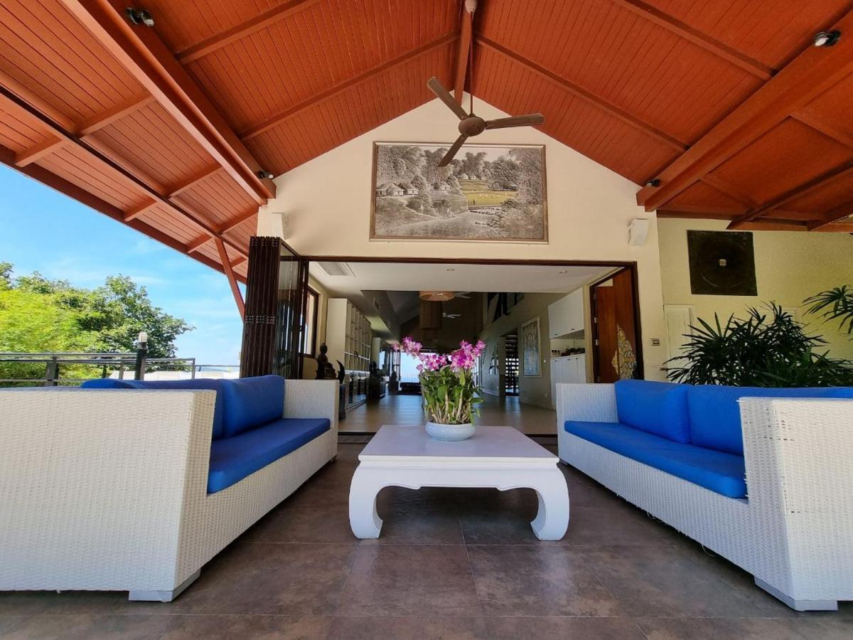 Vanda Villa *