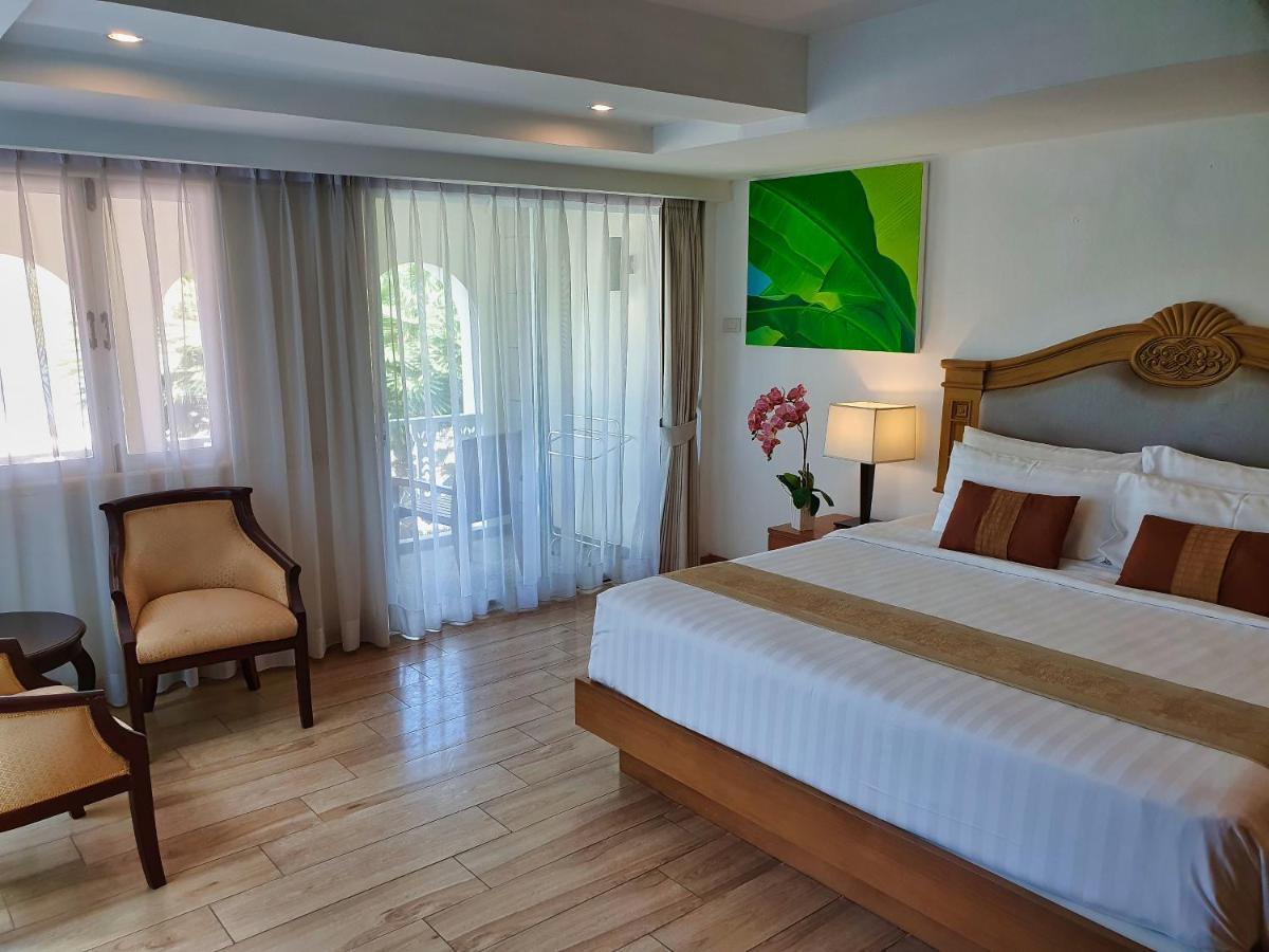 Sea Pearl Hotel 4*