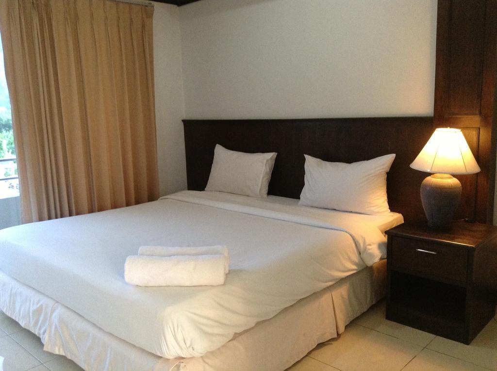 Phuyai * Kamala Beach