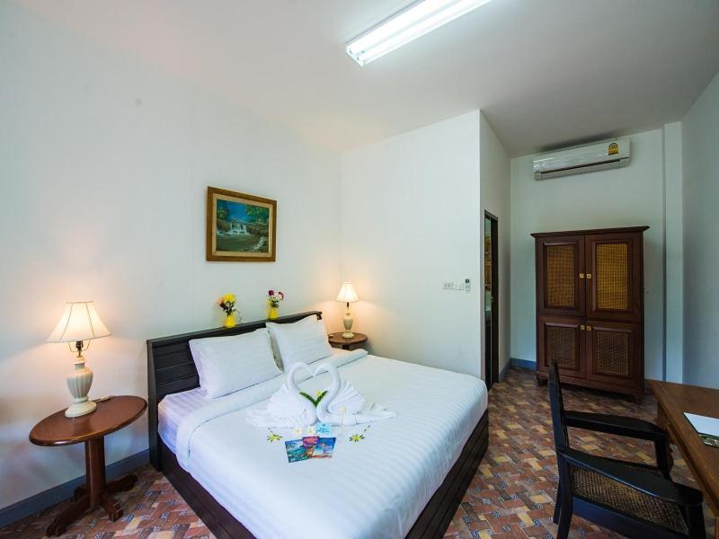 Bora Bora Phuket Hotel Chalong