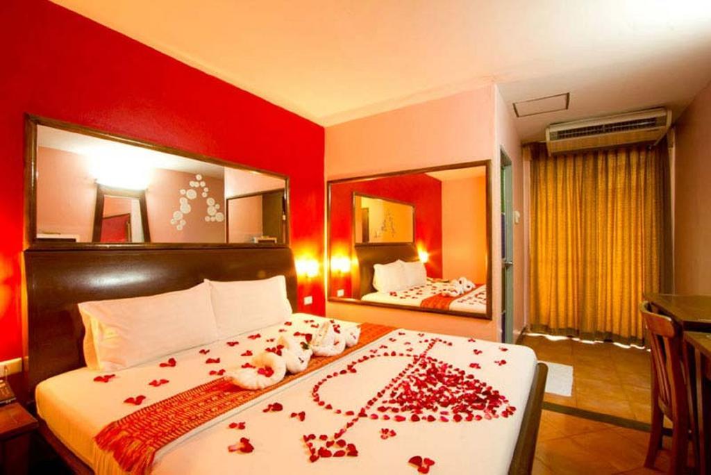 Club One Seven Phuket Guest house Patong