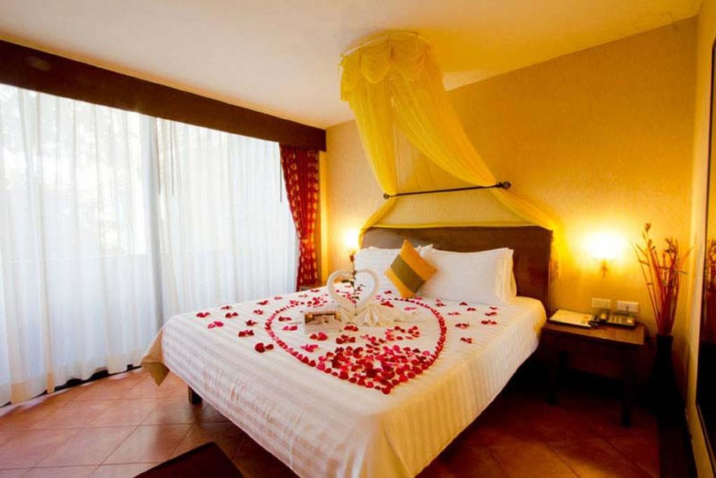 Club One Seven Phuket 3*