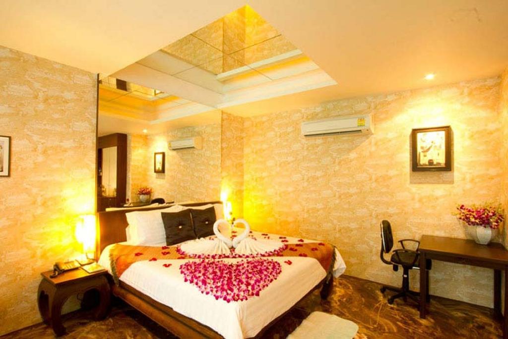 Club One Seven Phuket Guest house 3*