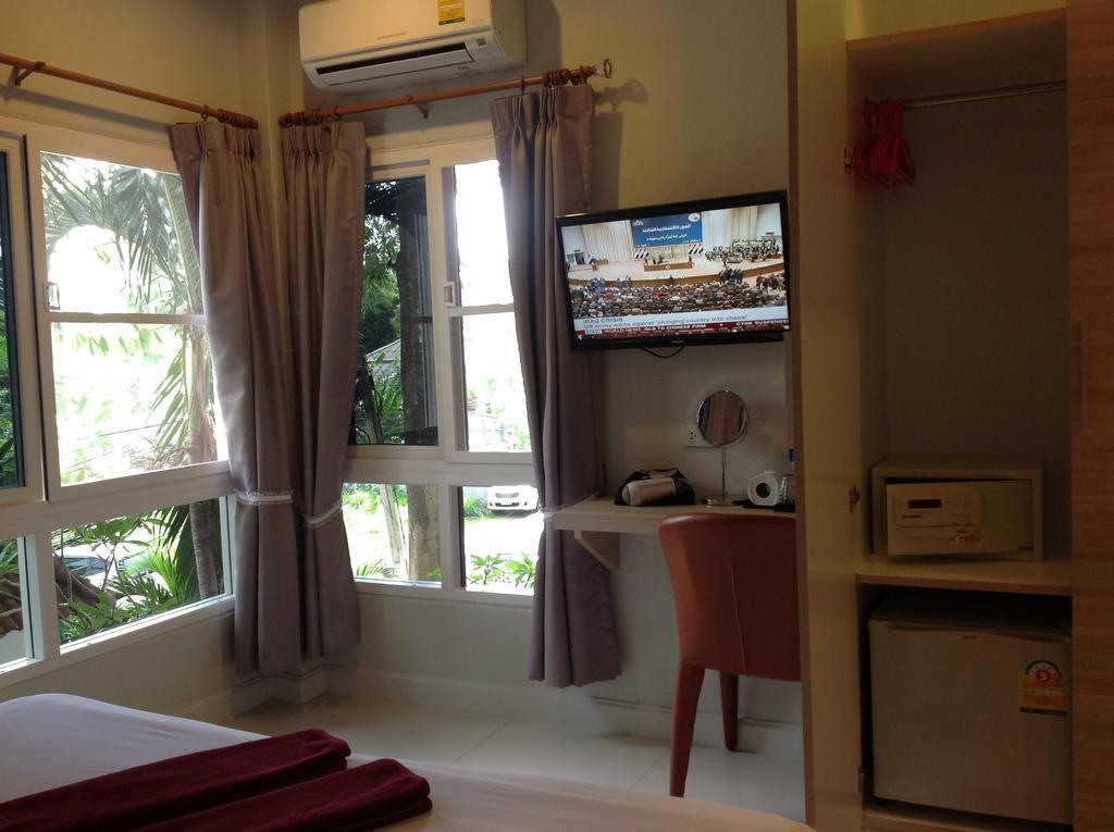 Sandy House Guest house 2*