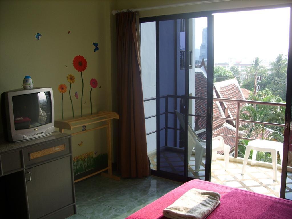 Baan Nitra Patong