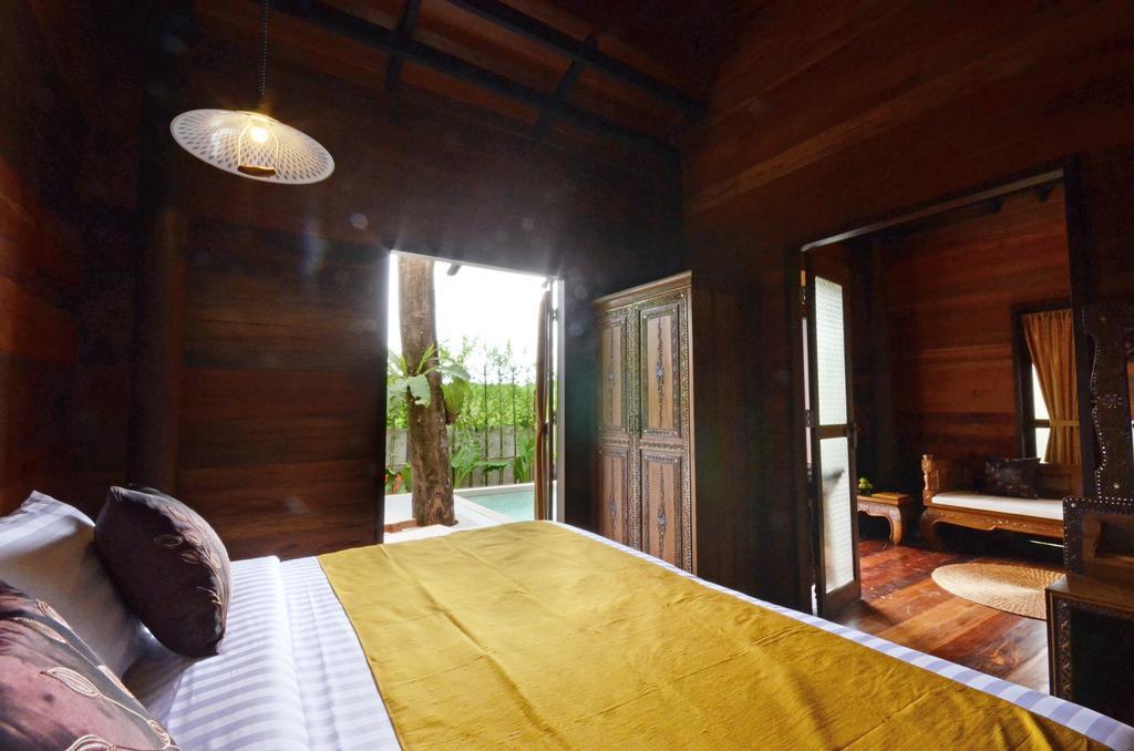Ananta Thai Pool 4*