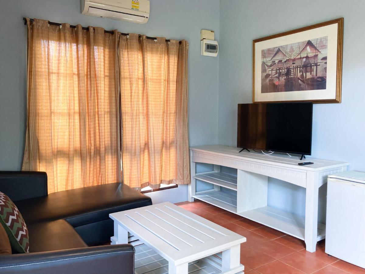 Flora Ville-sha Resort Chalong