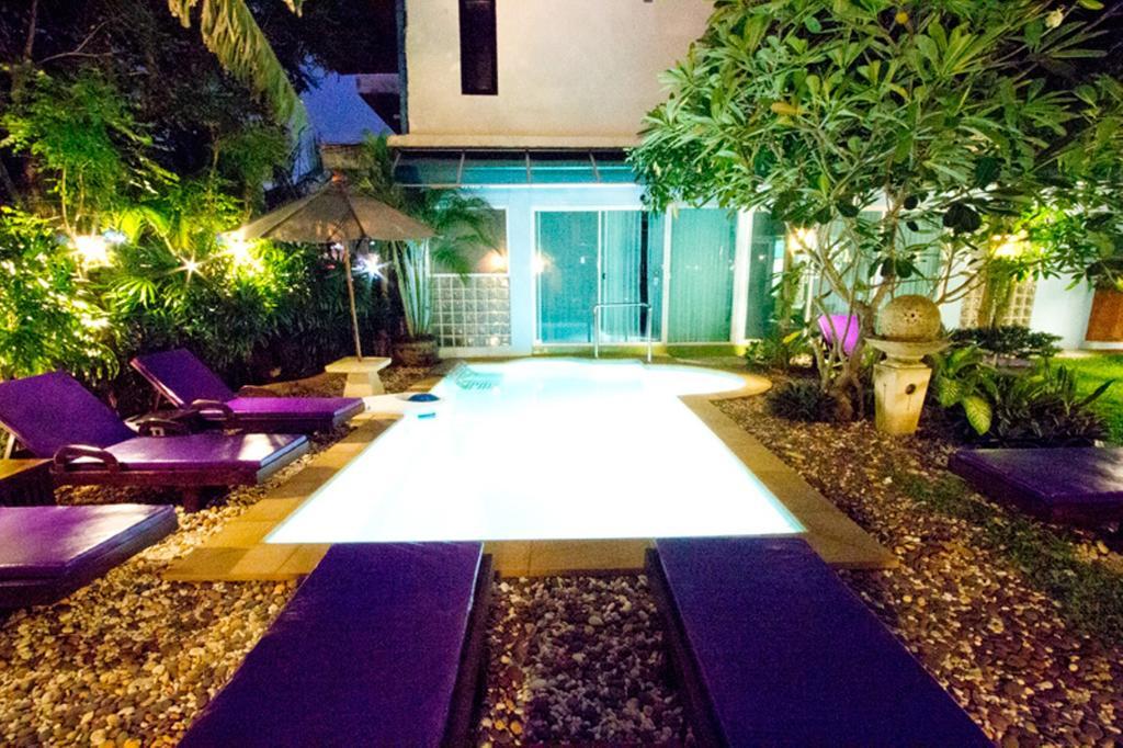 Guest house Club One Seven Phuket Patong