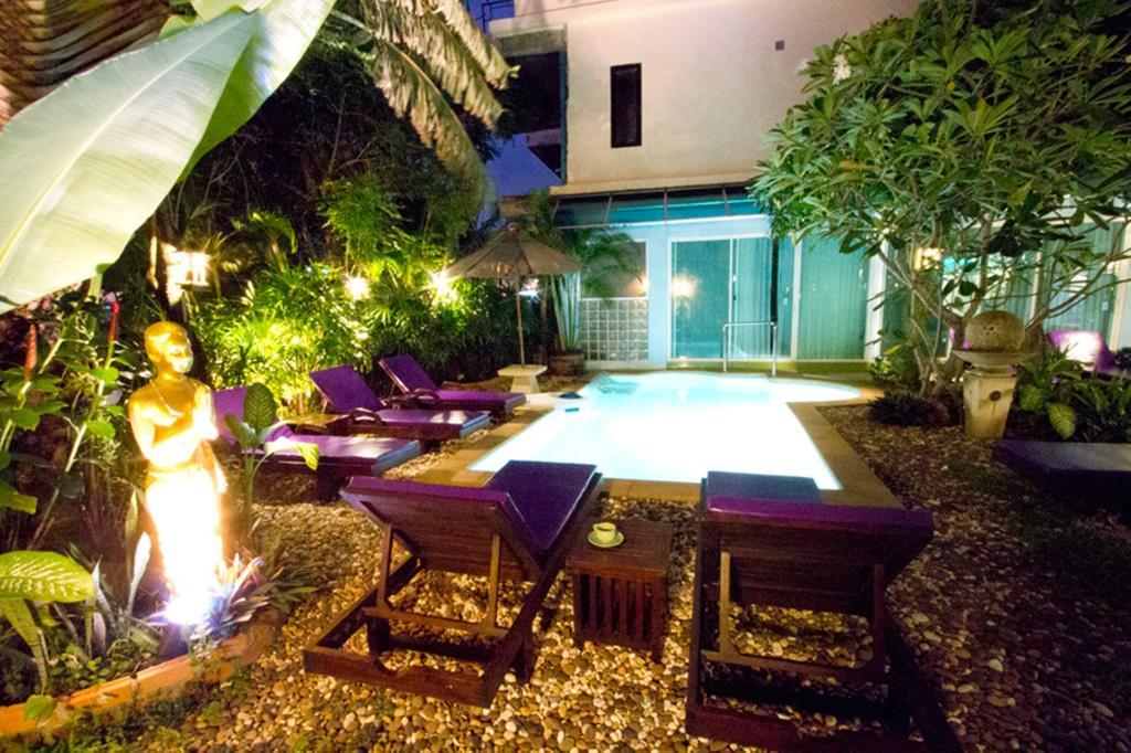 Club One Seven Phuket 3* Patong