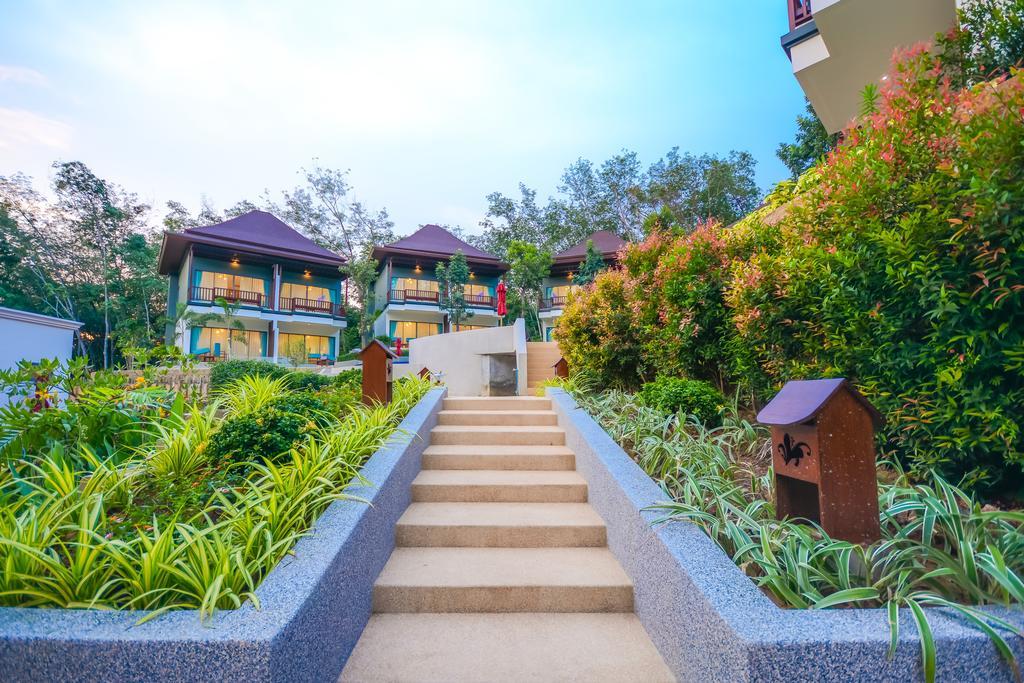 Crystal Wild Phuket