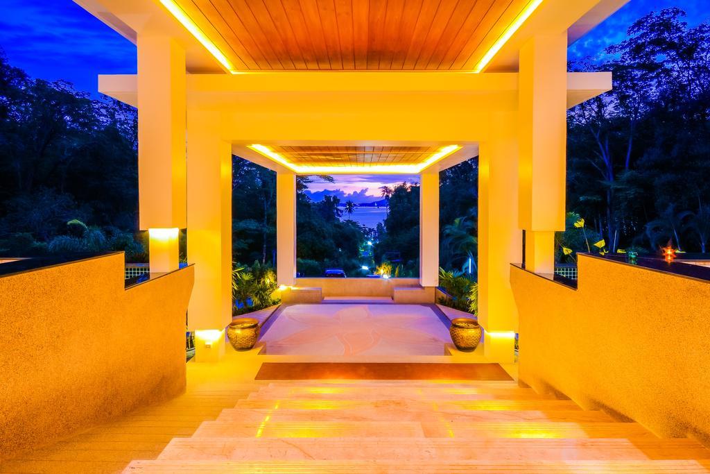 Crystal Wild Phuket 4*