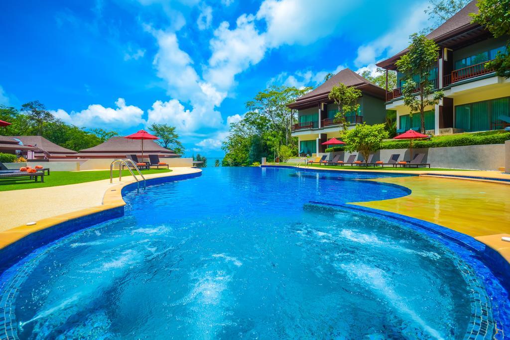 Resort Crystal Wild Phuket 4*