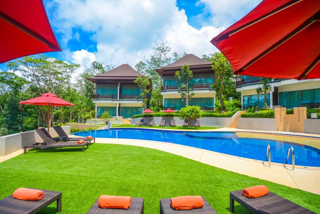 Crystal Wild Phuket 4*