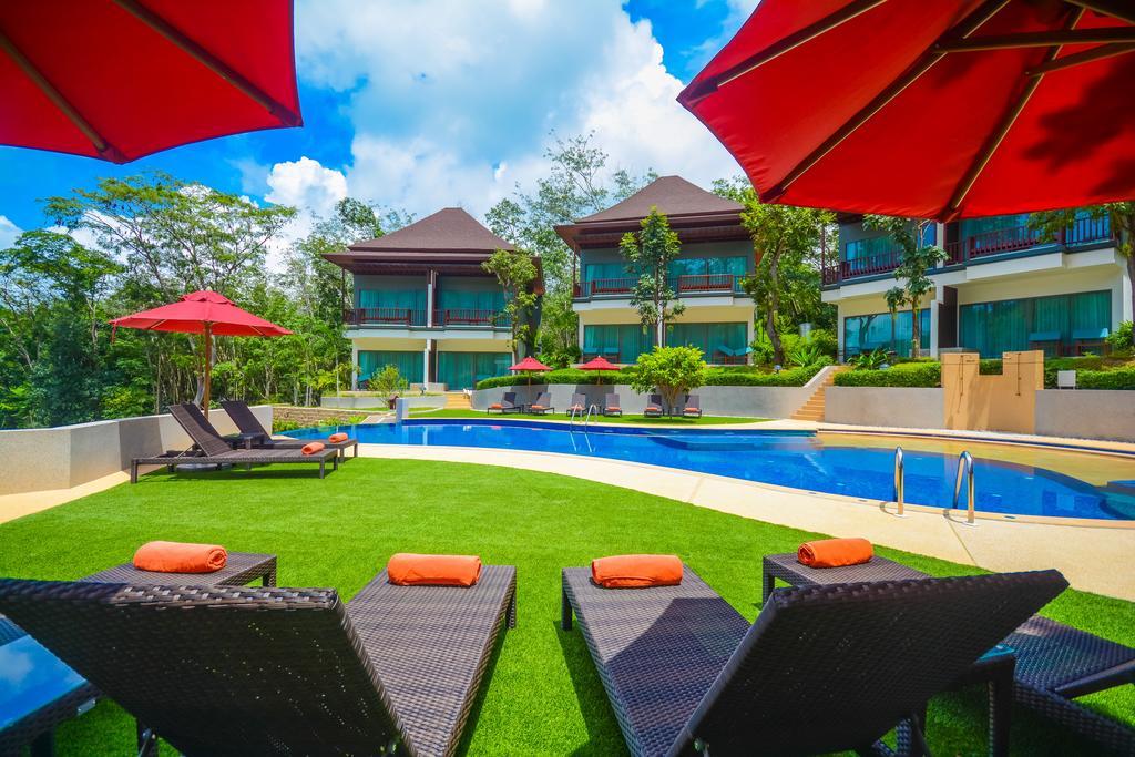 Crystal Wild Phuket Resort 4*