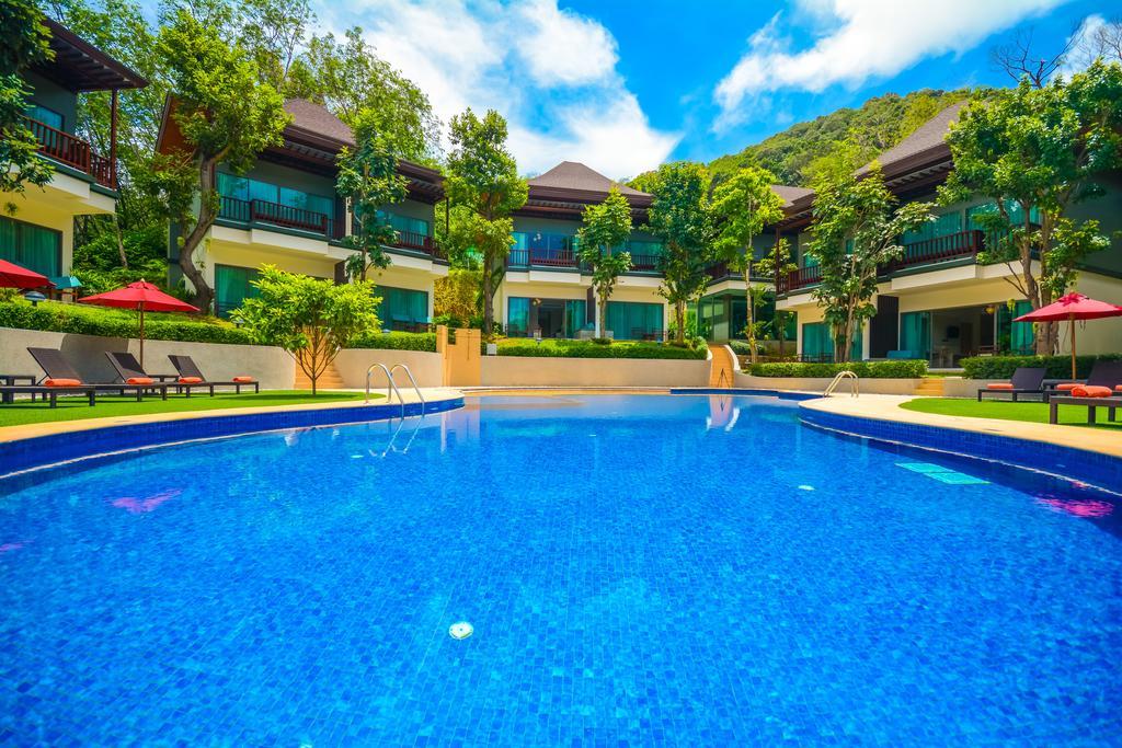 Crystal Wild Phuket Resort