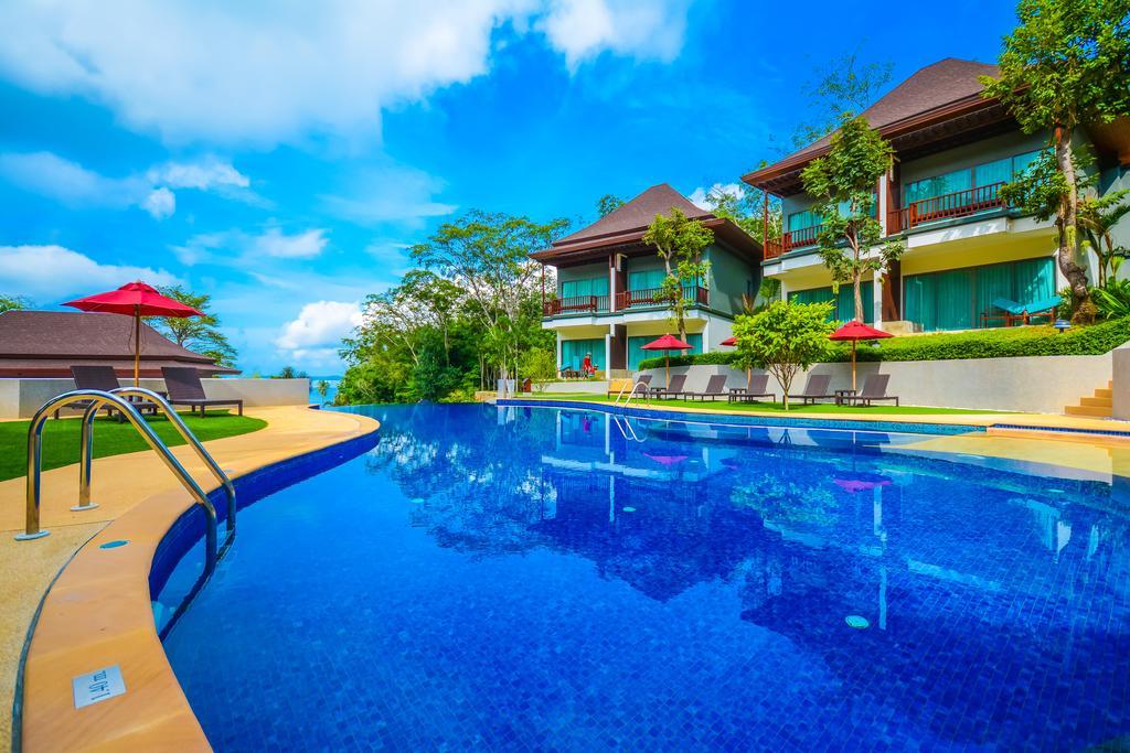 Resort Crystal Wild Phuket 4*