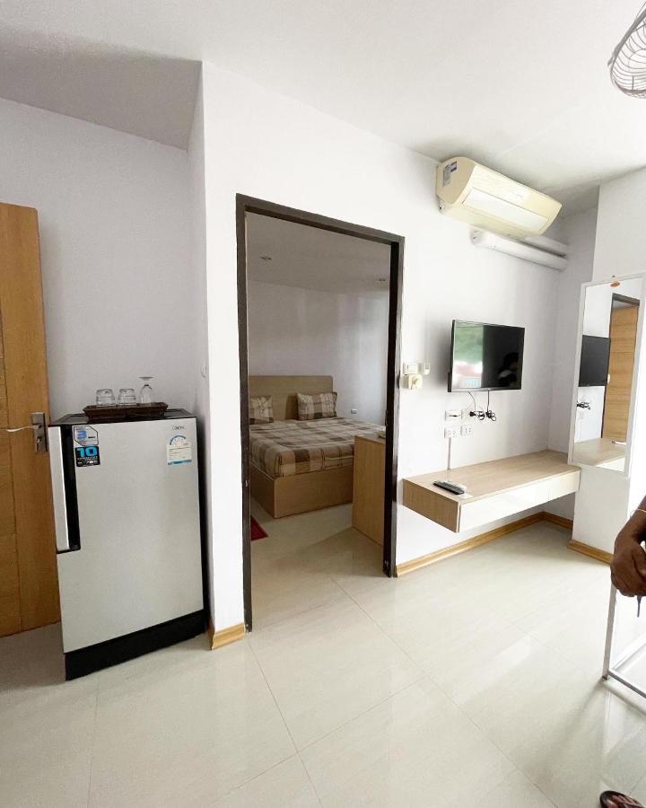 The C Park Apartment
