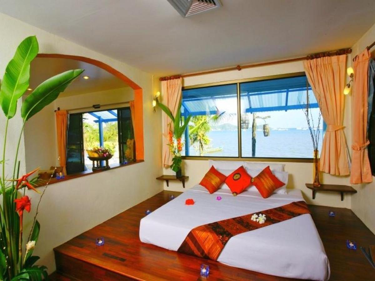 Aochalong & - Sha Resort Phuket
